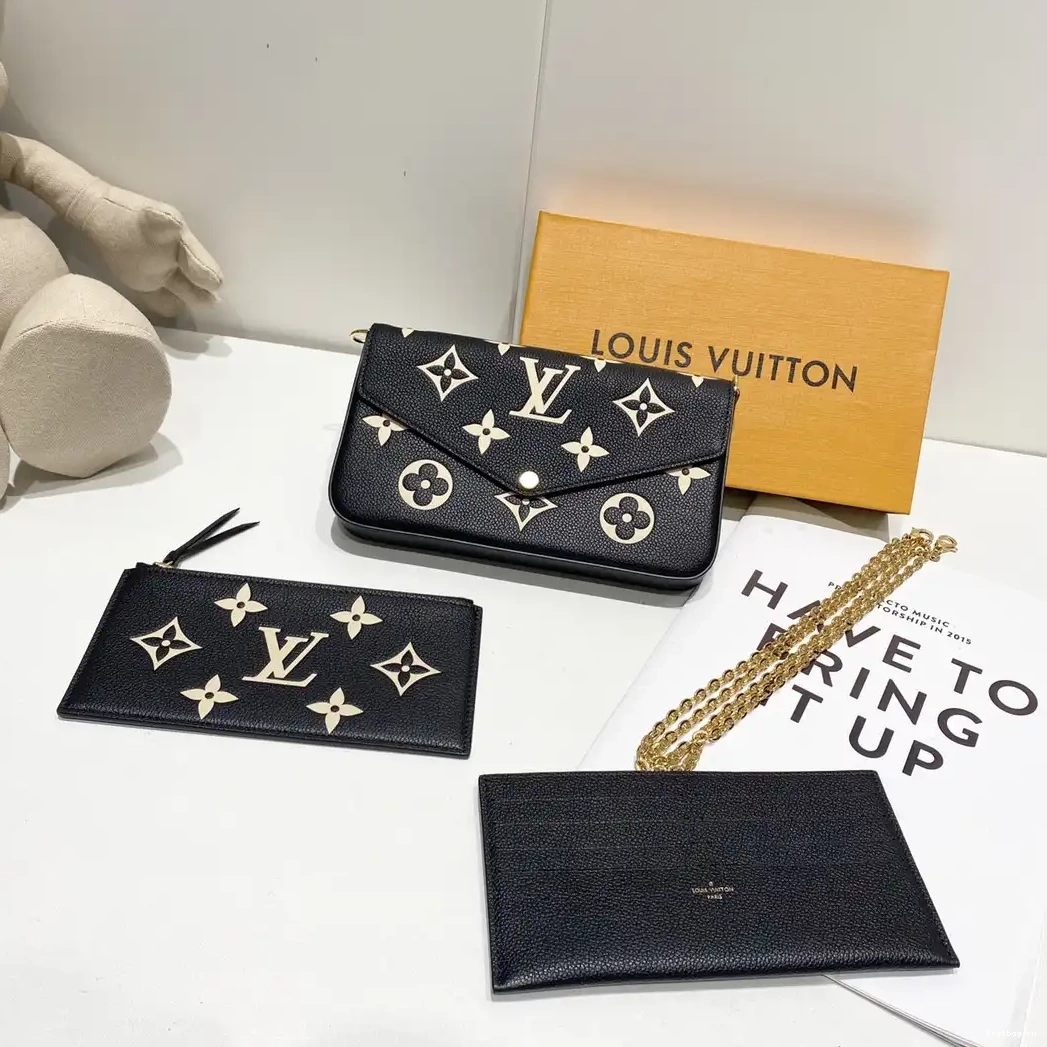 First bag ru FÉLICIE LOUIS POCHETTE VUITTON 0509